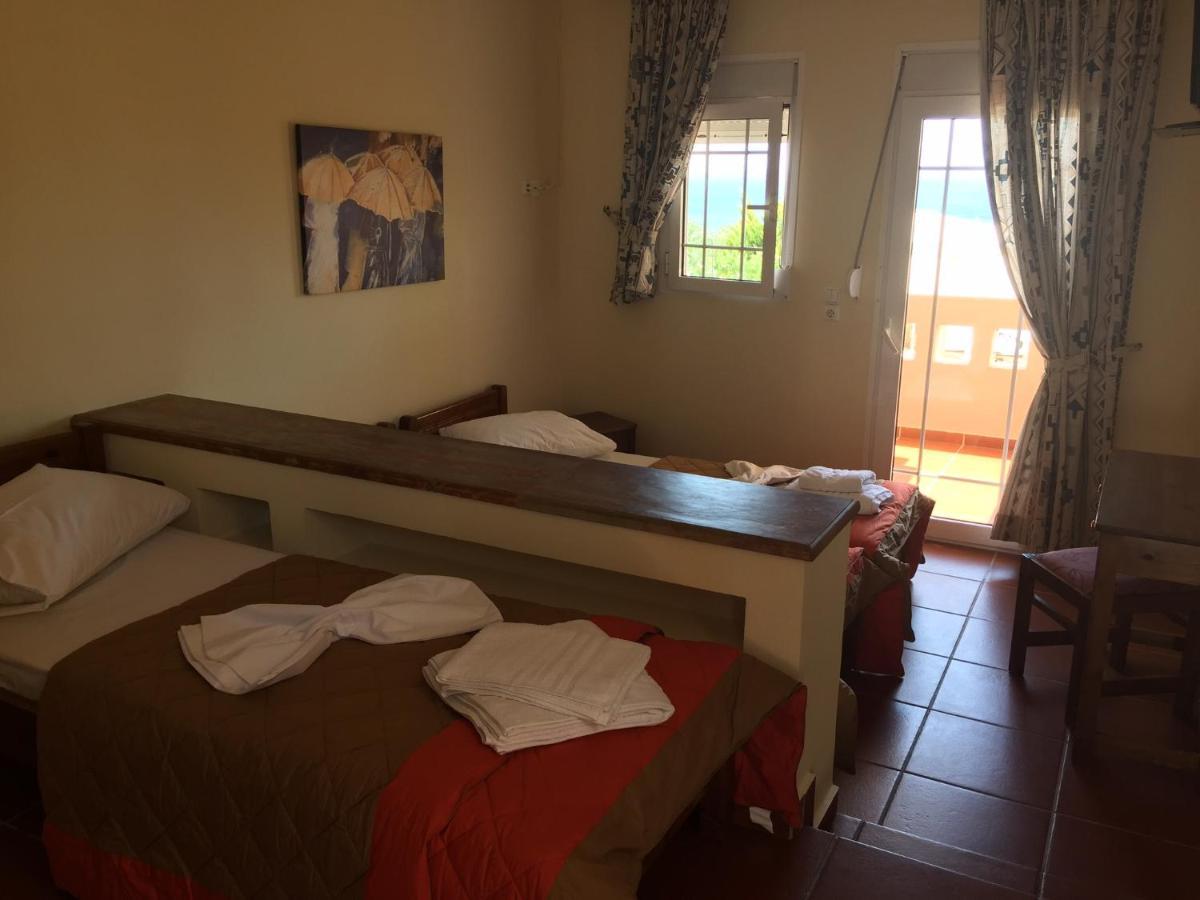Toulipa Rooms Agia Ermioni 외부 사진