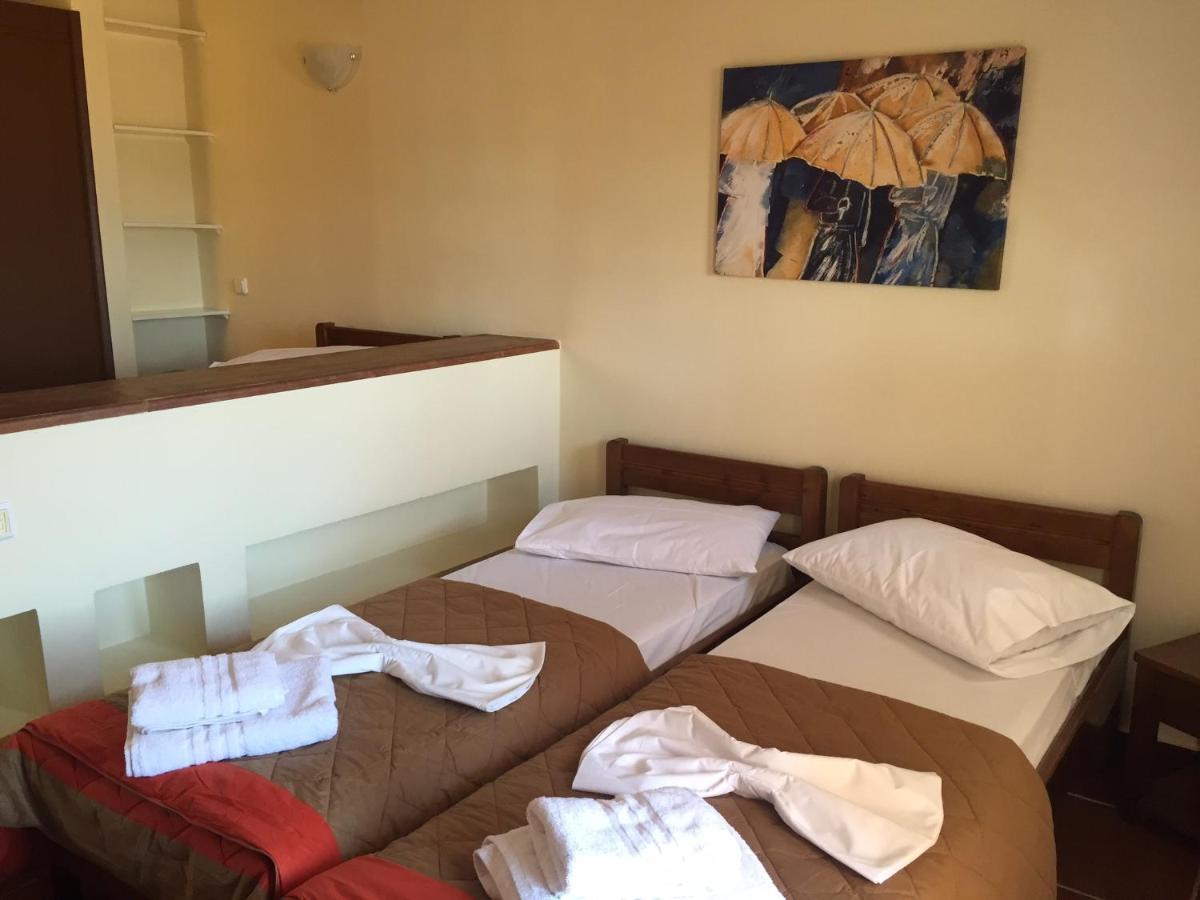 Toulipa Rooms Agia Ermioni 외부 사진