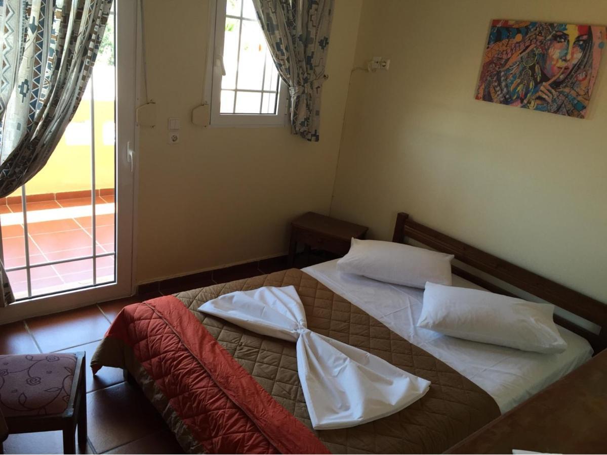 Toulipa Rooms Agia Ermioni 외부 사진