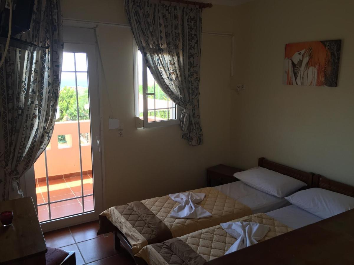 Toulipa Rooms Agia Ermioni 외부 사진