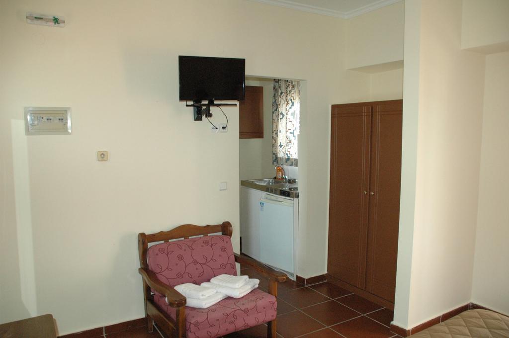 Toulipa Rooms Agia Ermioni 외부 사진